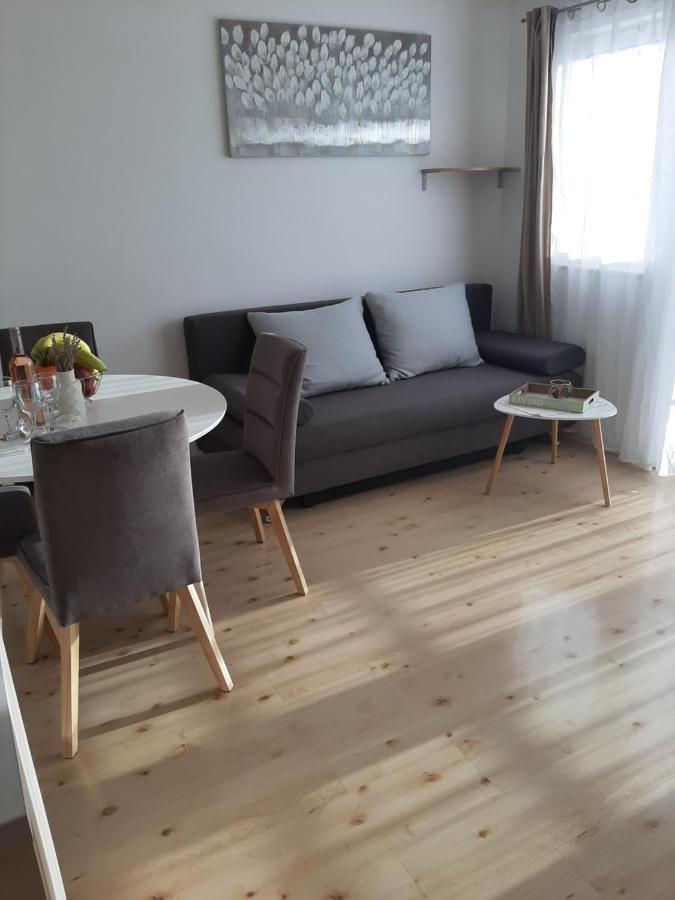 Sunshine Apartment Sovlje Tribalj Buitenkant foto