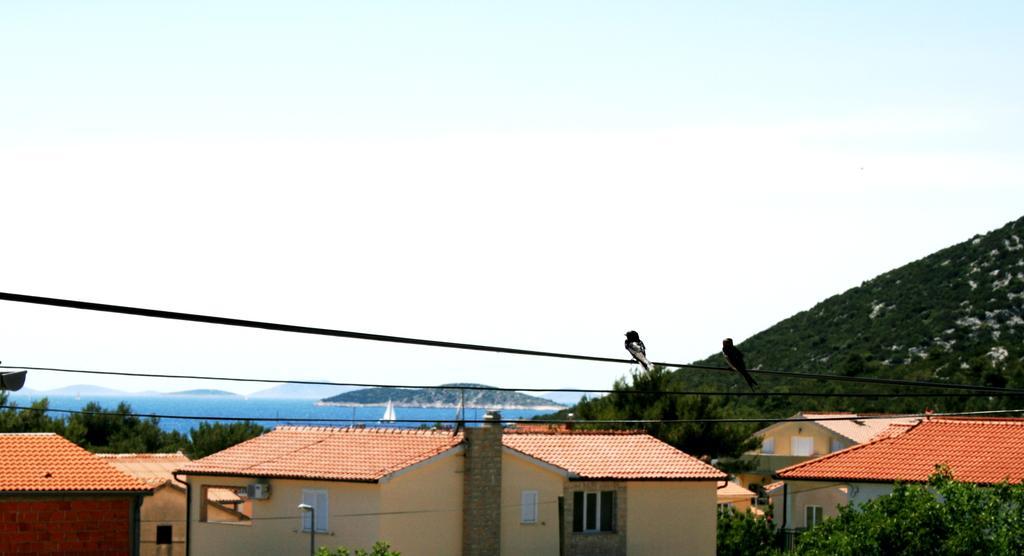 Sunshine Apartment Sovlje Tribalj Buitenkant foto